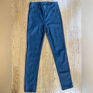 Bianco Navy pants Size: 28